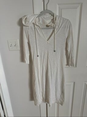 True Grit off white Hooded V-Neck Midi Dress